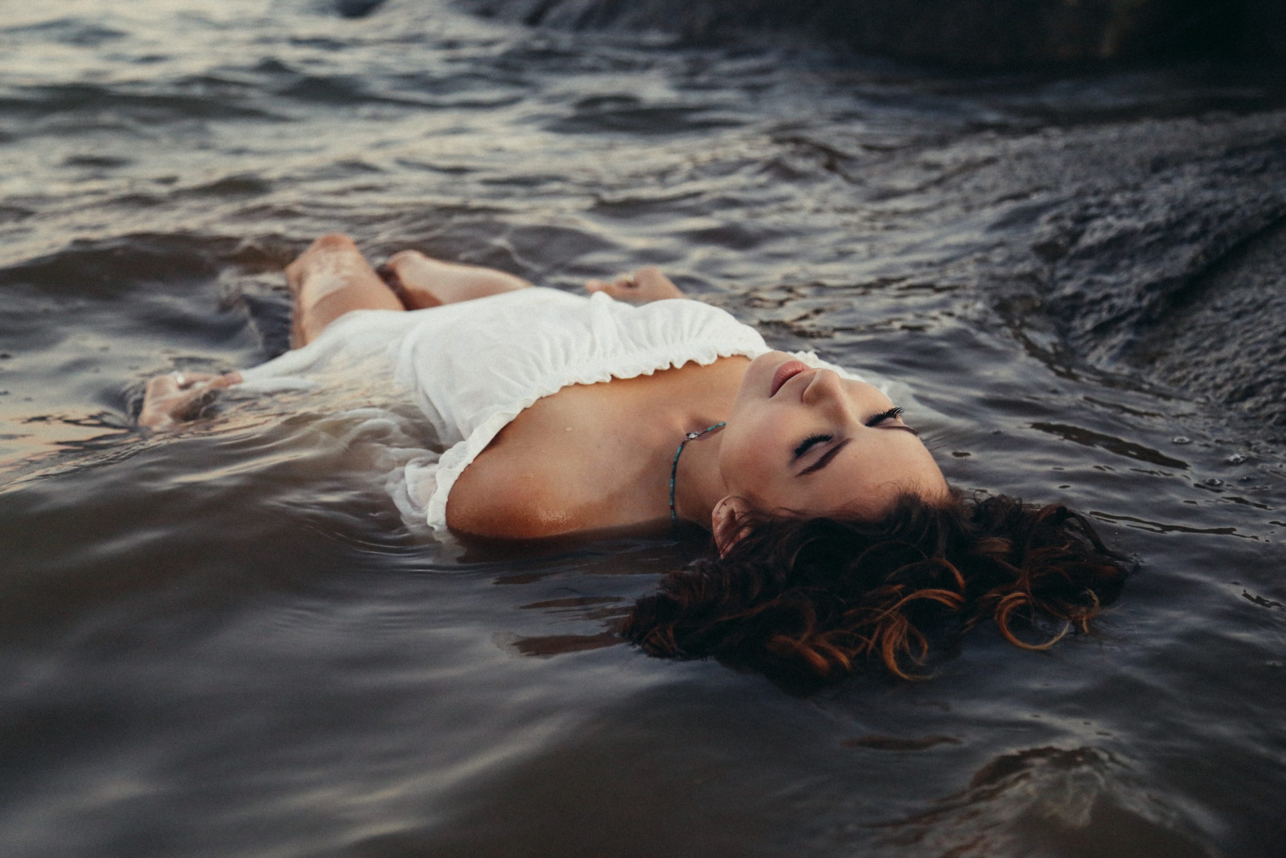 ryan-moreno-CAQV_lXm_iw-unsplash Rebirthing Therapy